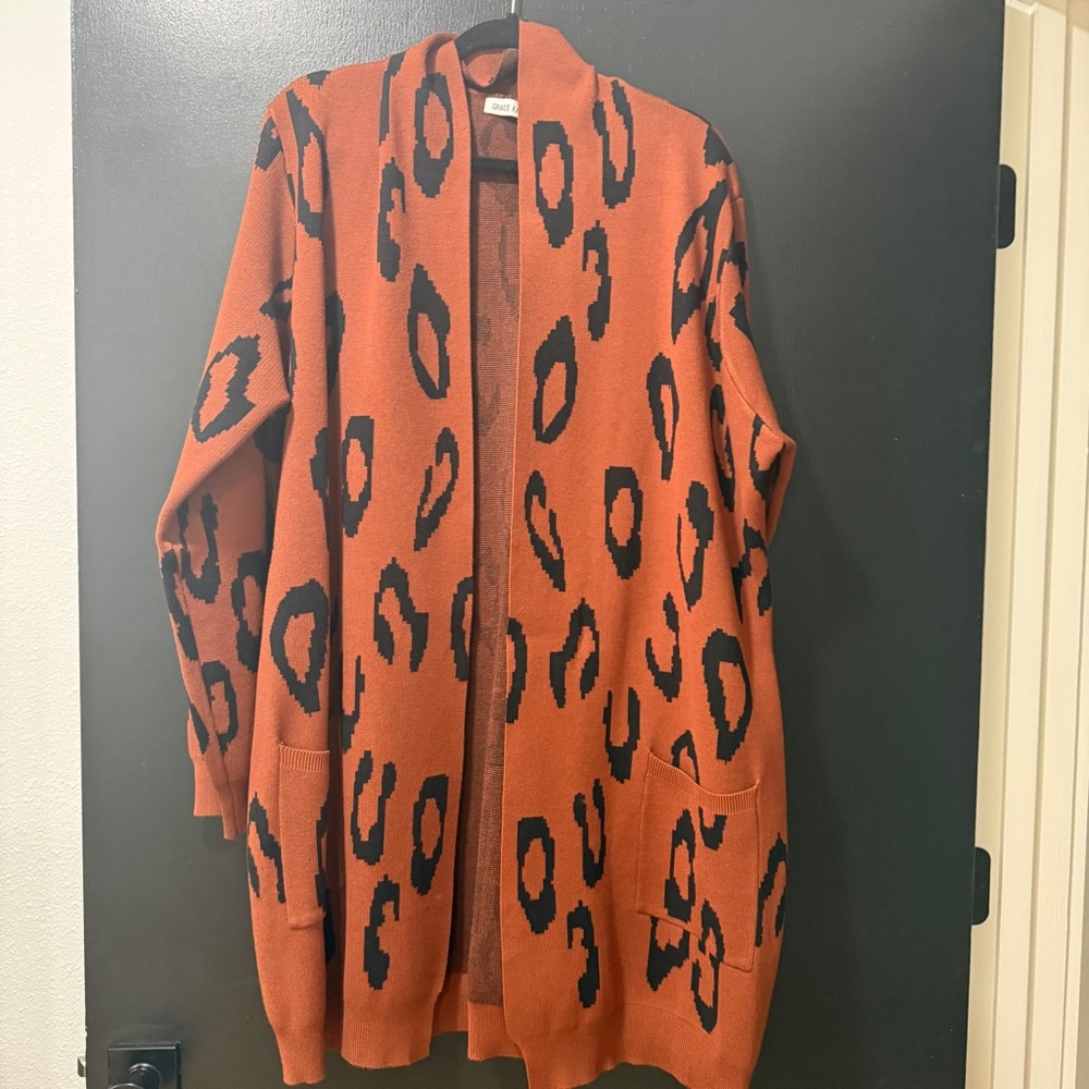 Grace Karin Orange and Black Leopard Cardigan